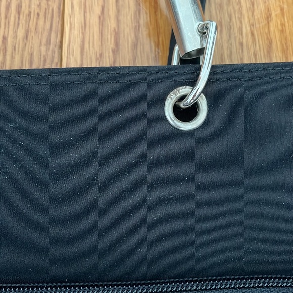 Vintage “G” Large Black Purse with Silver Detailing - Picture 3 of 11